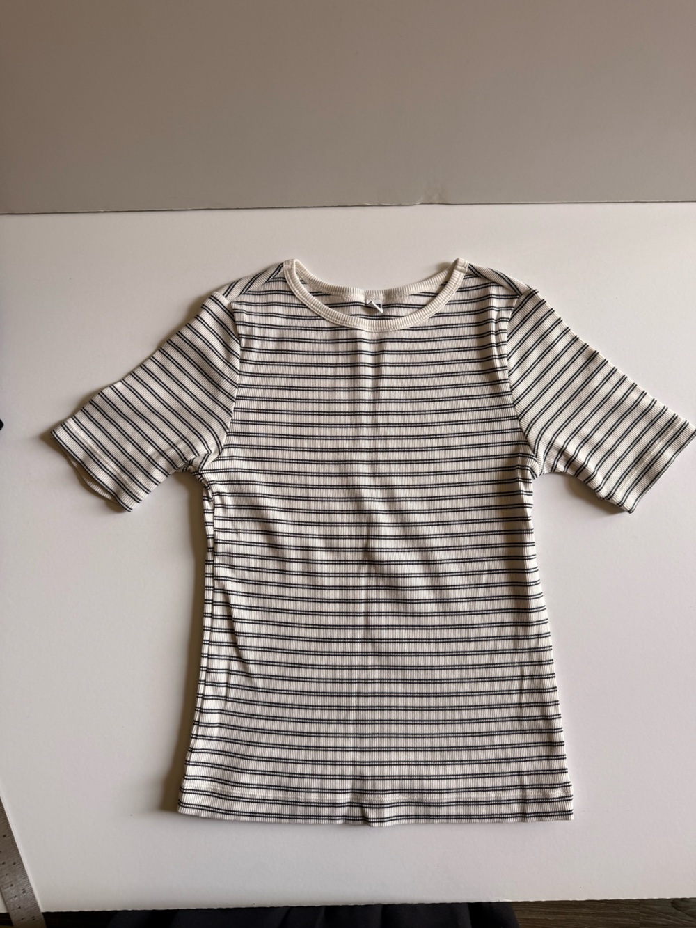 UNIQLO-Women’s Striped Tee bundle - Picture 4 of 5